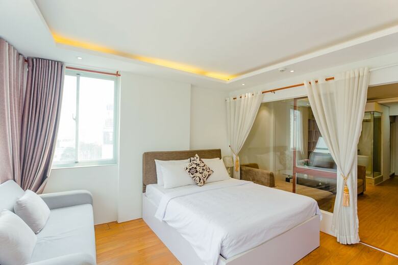 Aparthotel Homestay The Void