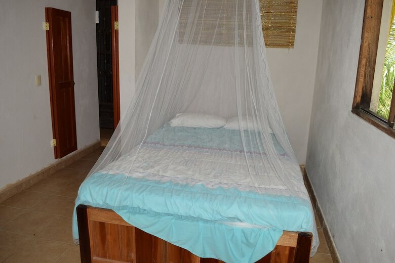 Camping Hostal El �rbol de La Vida