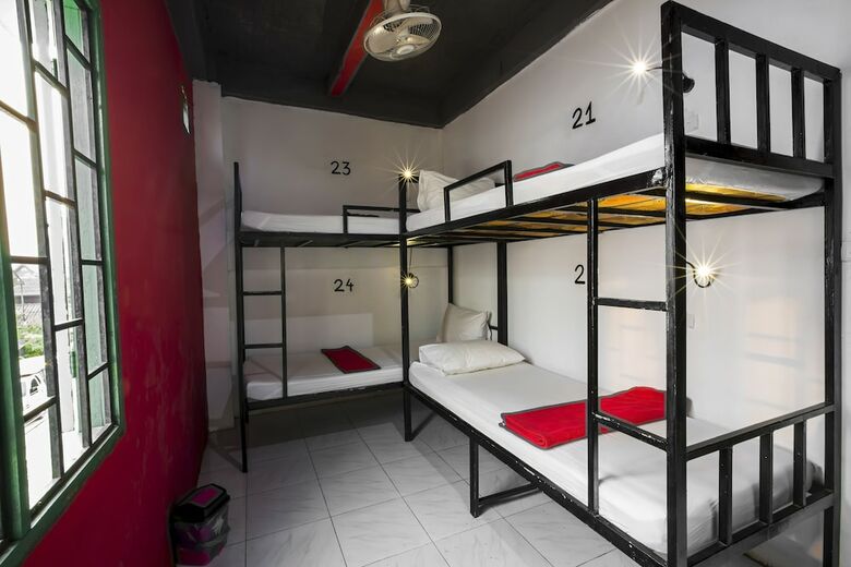 Hostal Vang Vieng Rock Backpacker Hostel