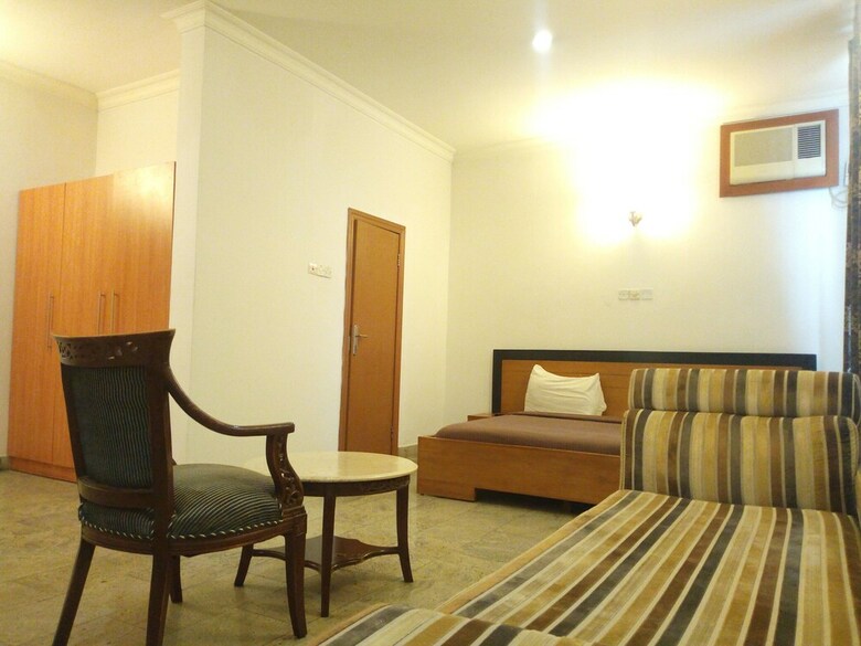 Karma Hotel