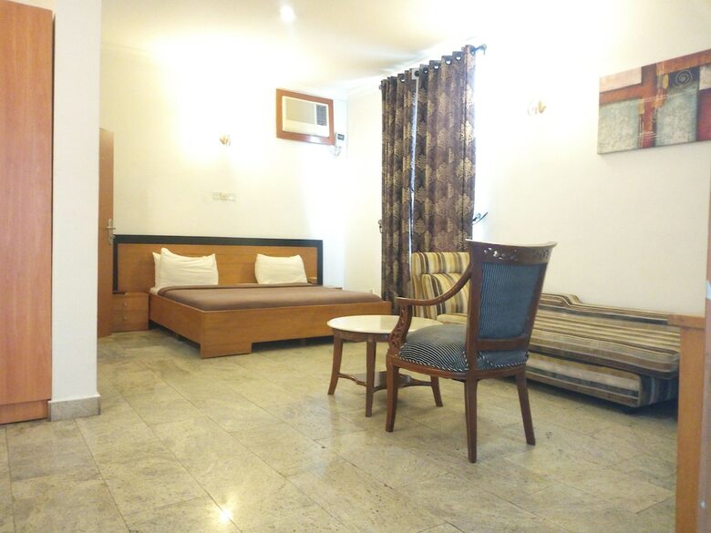 Karma Hotel