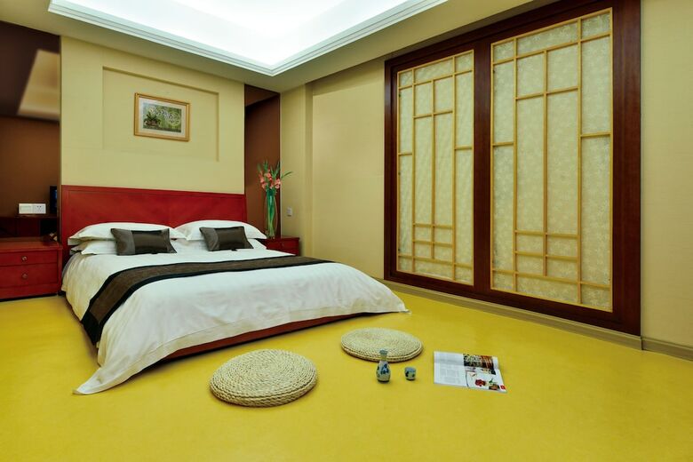 Highton Hotel Shanghai