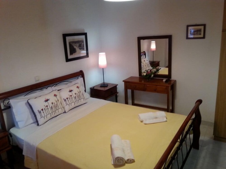 Hotel Angela Studios Paxos