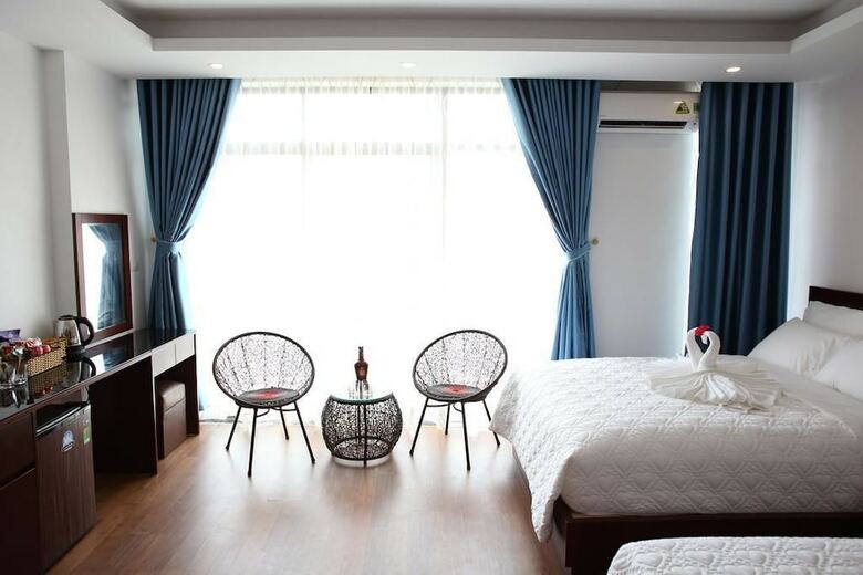 Camellia Hotel