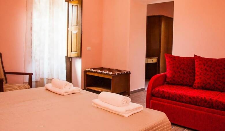 Hotel La Porta Delle Gole