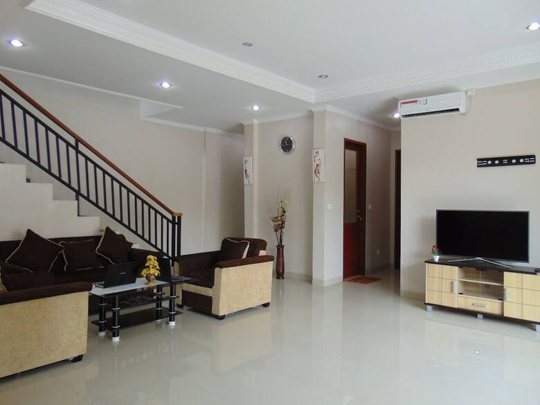 Hotel Dipondok Homestay