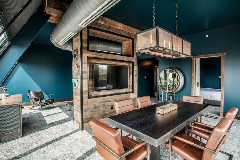 Ironworks Hotel Indy