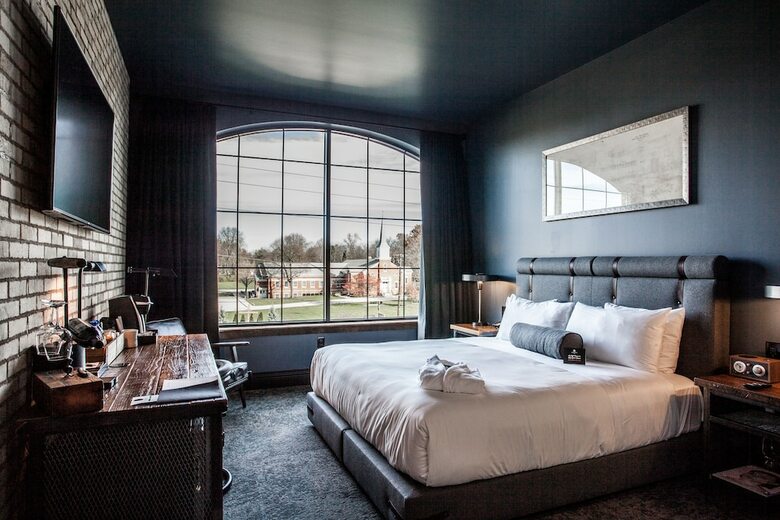 Ironworks Hotel Indy