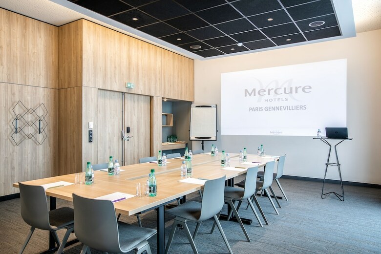 Hotel H�tel Mercure Paris Gennevilliers