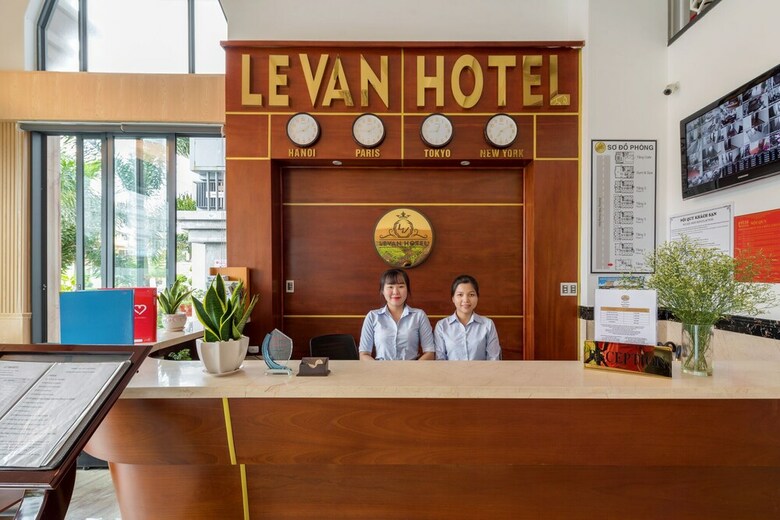 Le Van Hotel