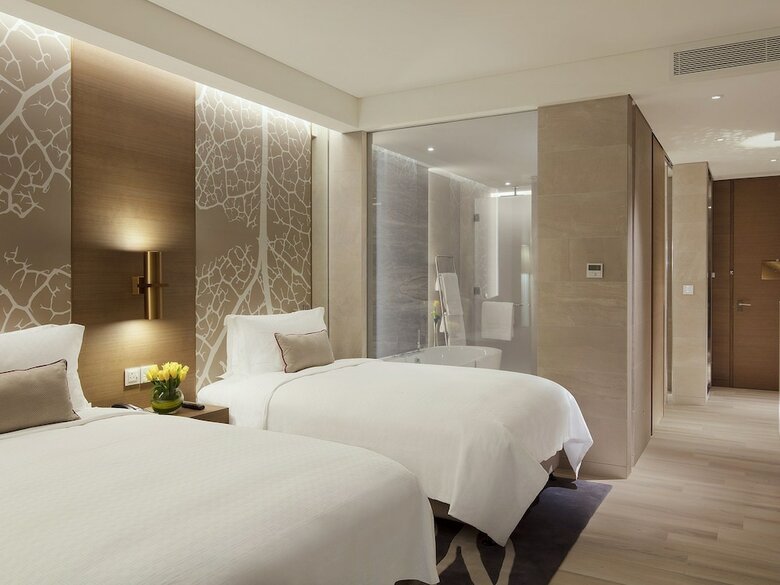 Hotel Al Bandar Rotana