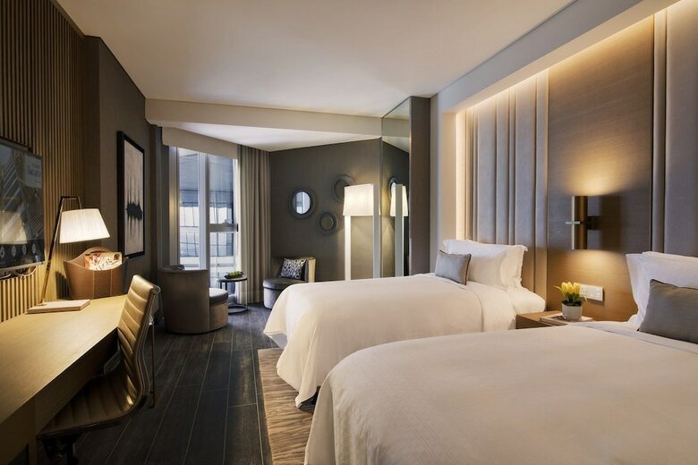 Hotel Al Bandar Rotana