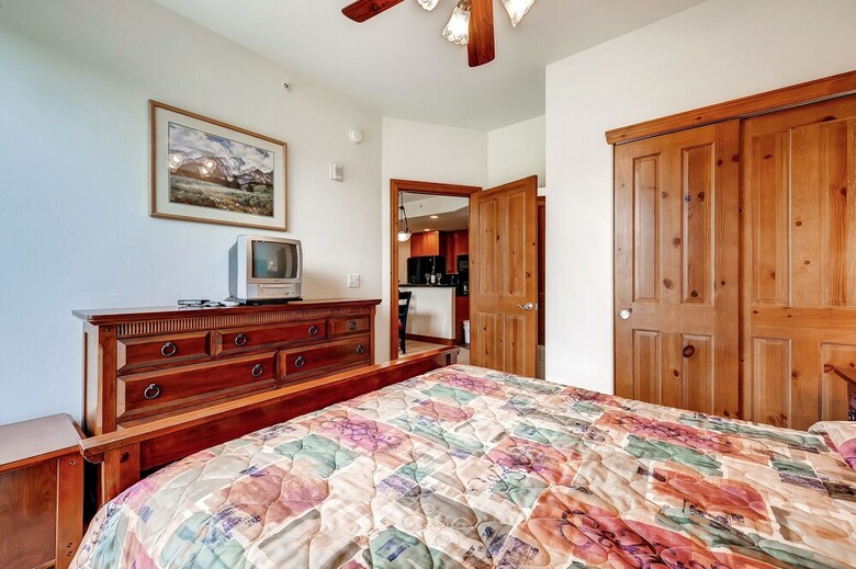 North Breckenridge - Golf Course By Crmr