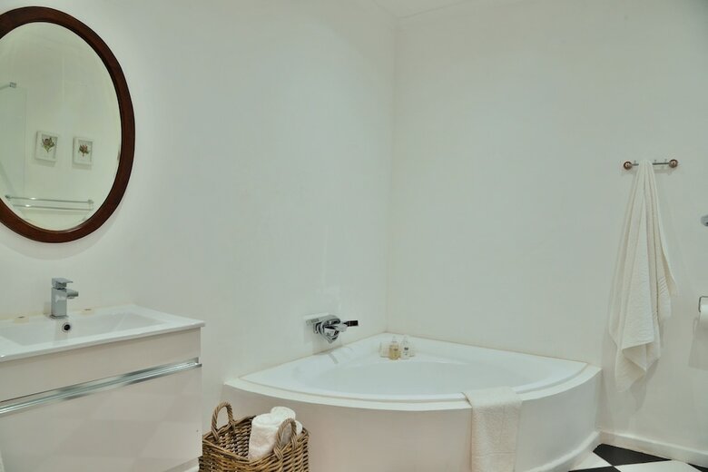 Mont D'or Swartberg Hotel