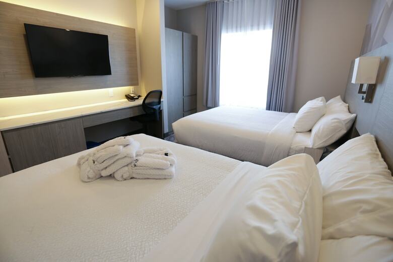 Hotel Days Inn By Wyndham Calgary North Balzac