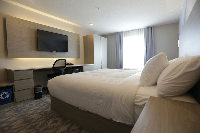 Hotel Days Inn By Wyndham Calgary North Balzac
