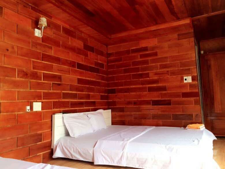 Hoang Trung Co To Hotel