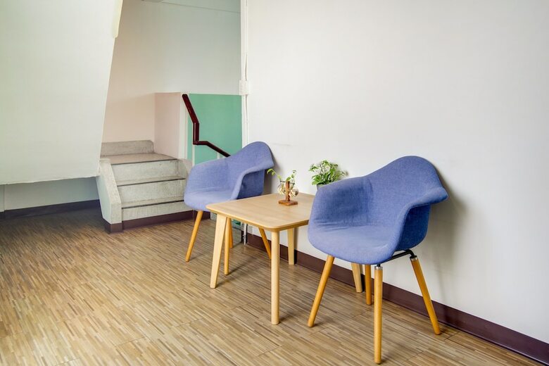 Hostal Oyo 559 Vestel