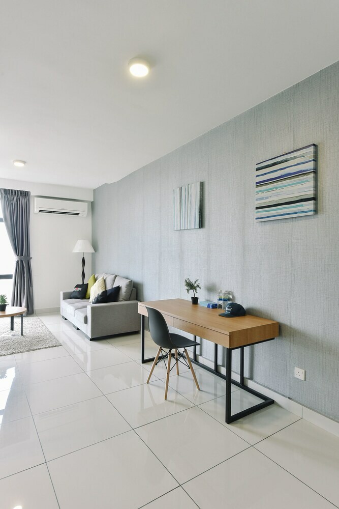 Apartamentos 1 Tebrau Suites By Subhome