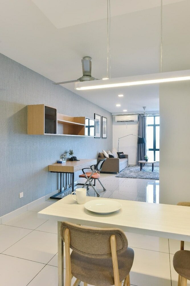 Apartamentos 1 Tebrau Suites By Subhome