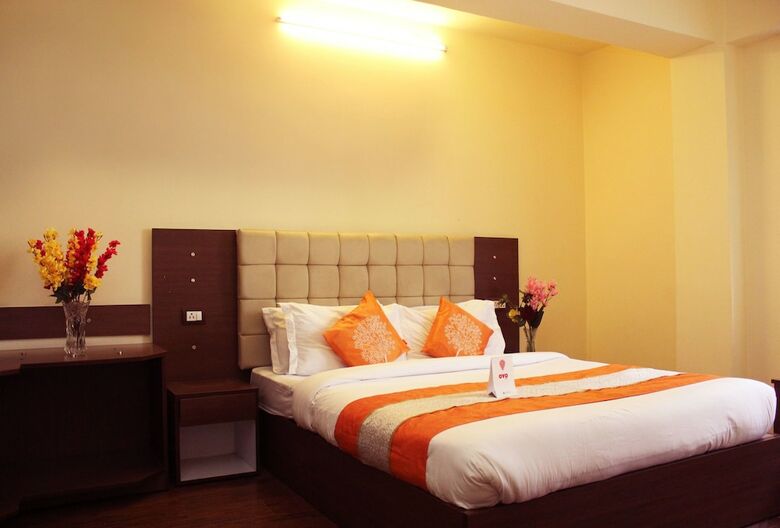 Oyo 8701 Hotel Silk Route Residency