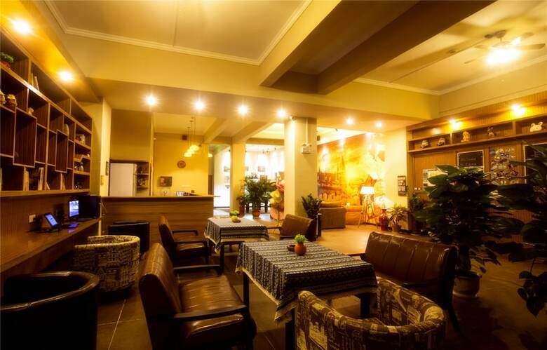Posada Sanya Canacoast Art Inn