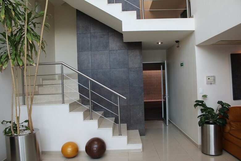 Hotel Homesuites Zaragoza