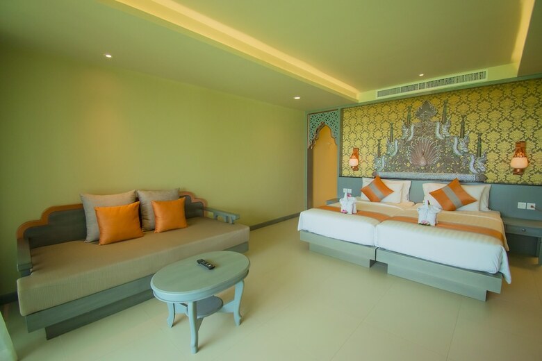 Hotel Maikhao Palm Beach Resort