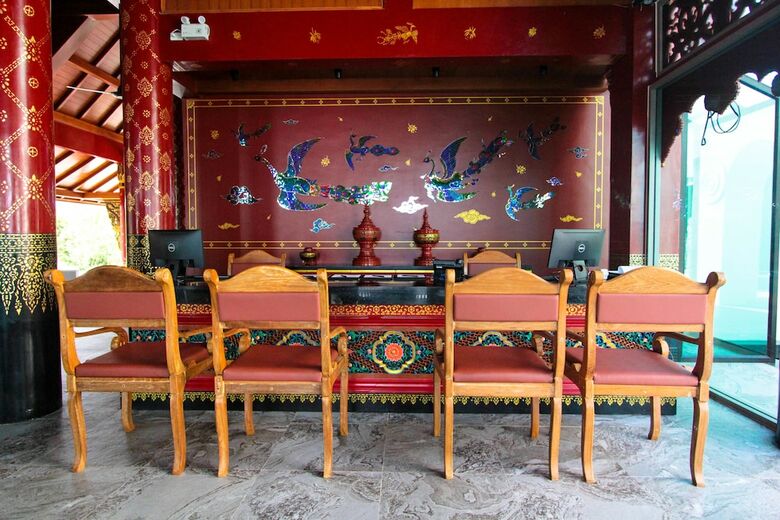 Hotel Maikhao Palm Beach Resort
