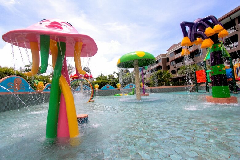 Hotel Maikhao Palm Beach Resort