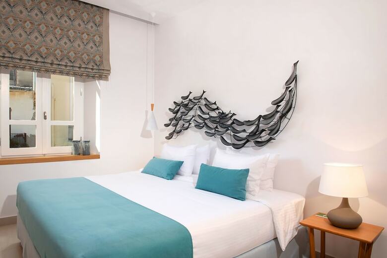 Hotel Avra Apartments Venetian Harbour