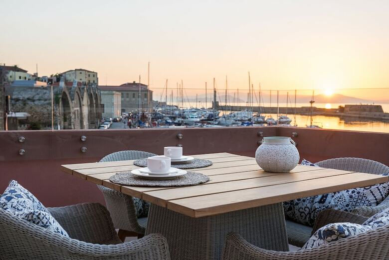 Hotel Avra Apartments Venetian Harbour