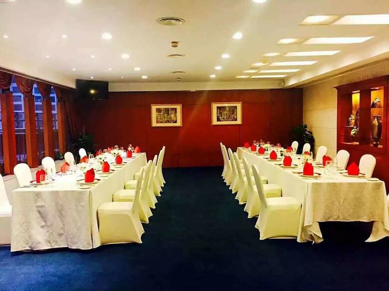 Aparthotel Golden Eagle Crown Executive Apartment