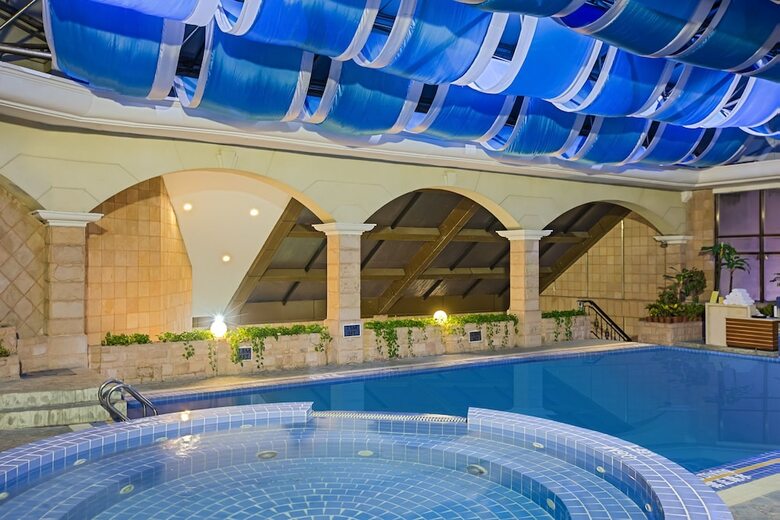 Aparthotel Golden Eagle Crown Executive Apartment