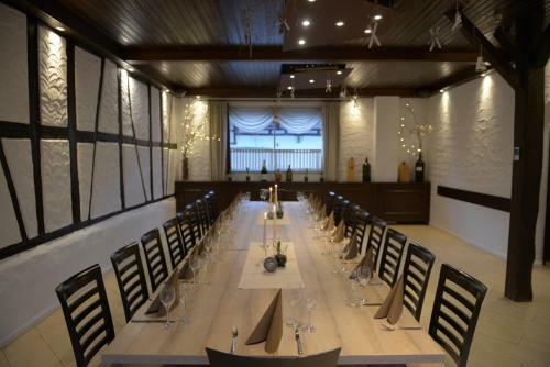 Hostal Hotel- Landgasthof Baumhof-tenne