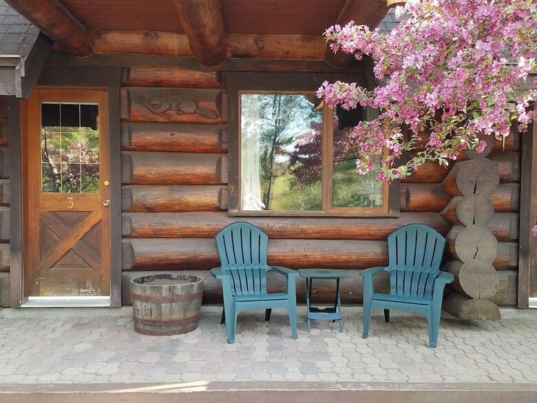 Hotel Nootka Lodge