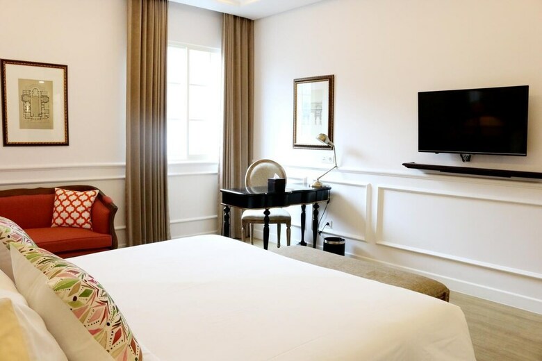 Hotel Brava Suites By Zia Surabaya