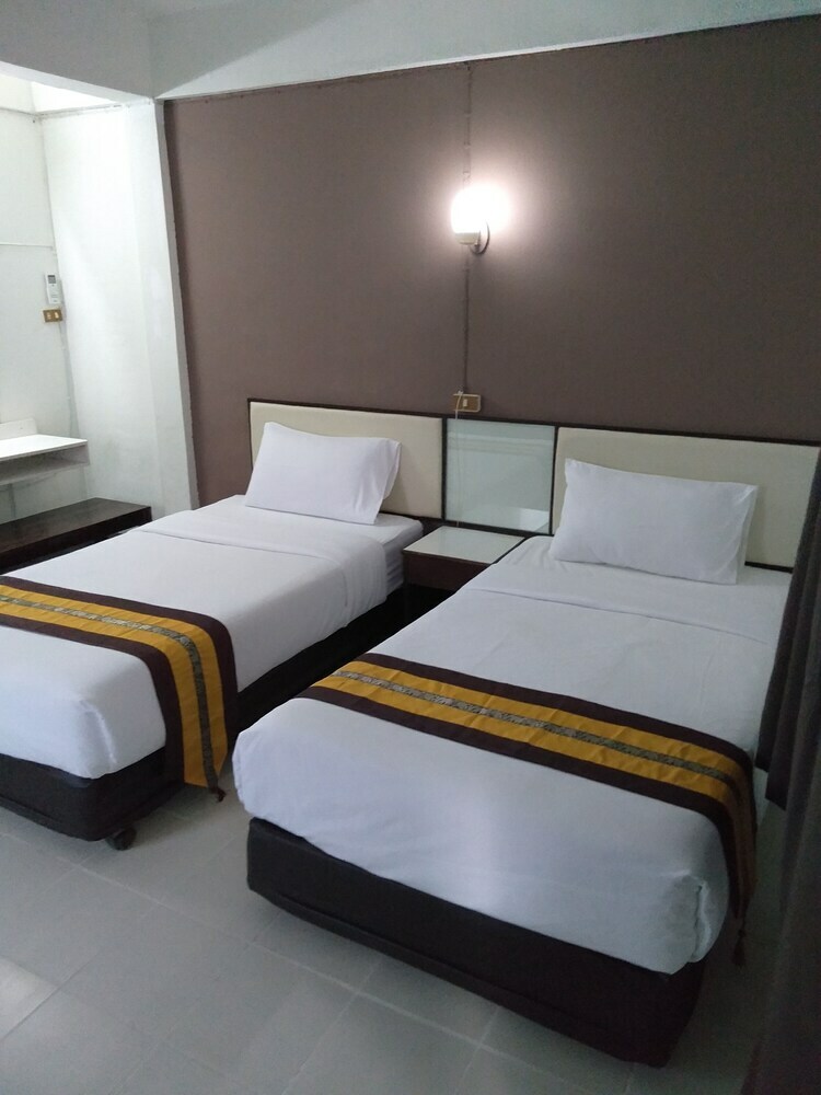 Northland House Hotel