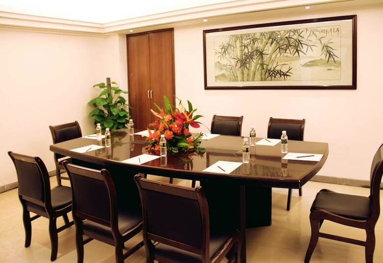 Guesthouse International Hotel Sanya