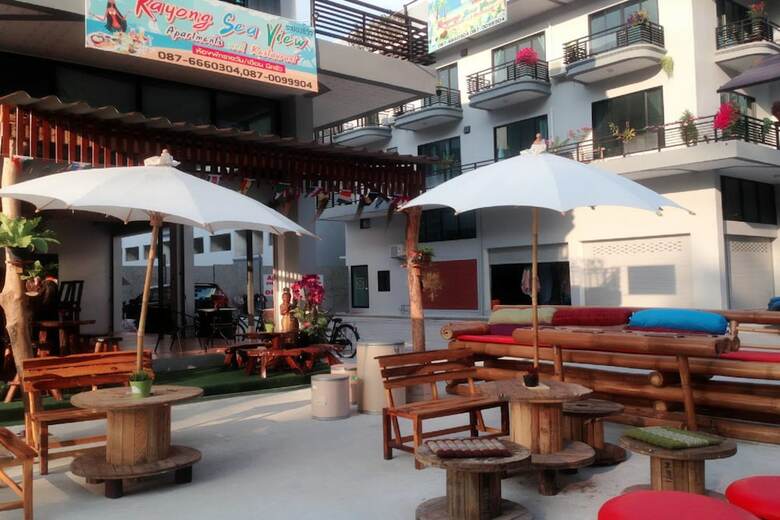 Hotel Rayong Seaview Apartment
