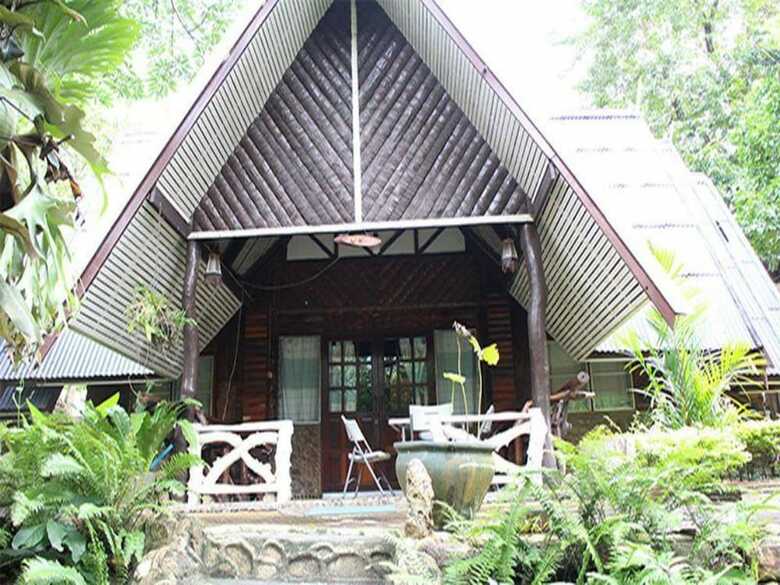 Hotel Baan Fahsai Resort