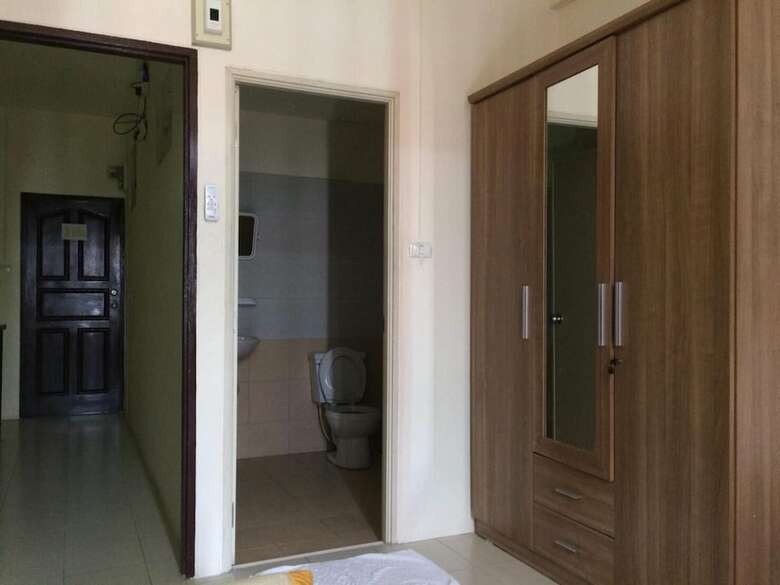 Hotel Surasak Center Sri Racha