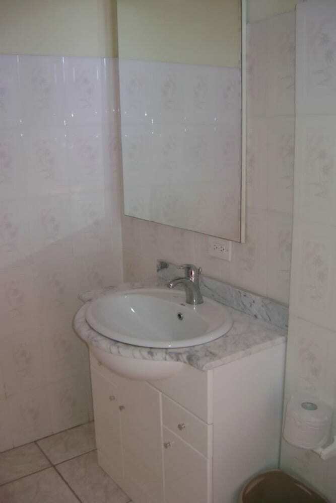 Caribbean Hotel Cayes