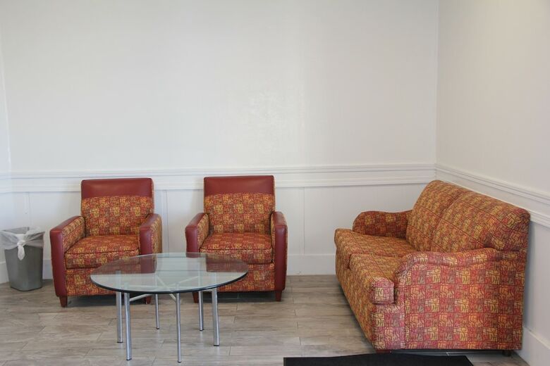 Hotel Lonestar Inn & Suites