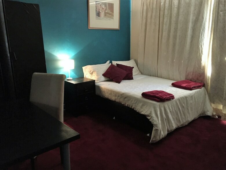 Hotel Perth Stadium Homestay