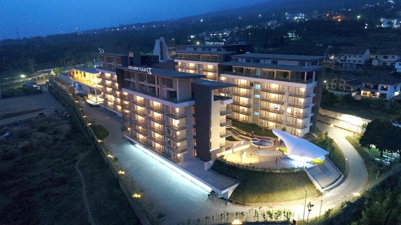 Hotel Golden Tulip Holland Resort