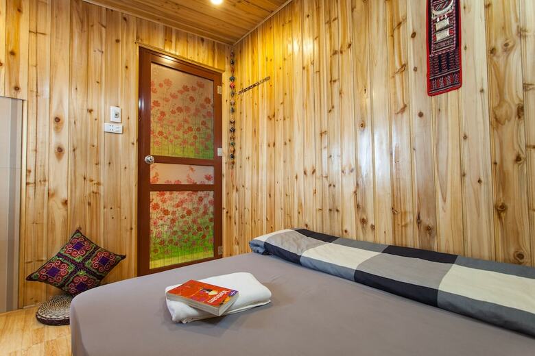 Hotel Little View Homestay