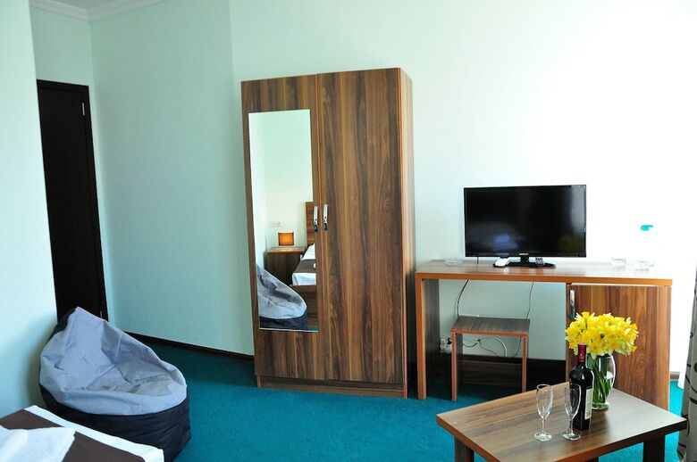 Reness Hotel Kobuleti