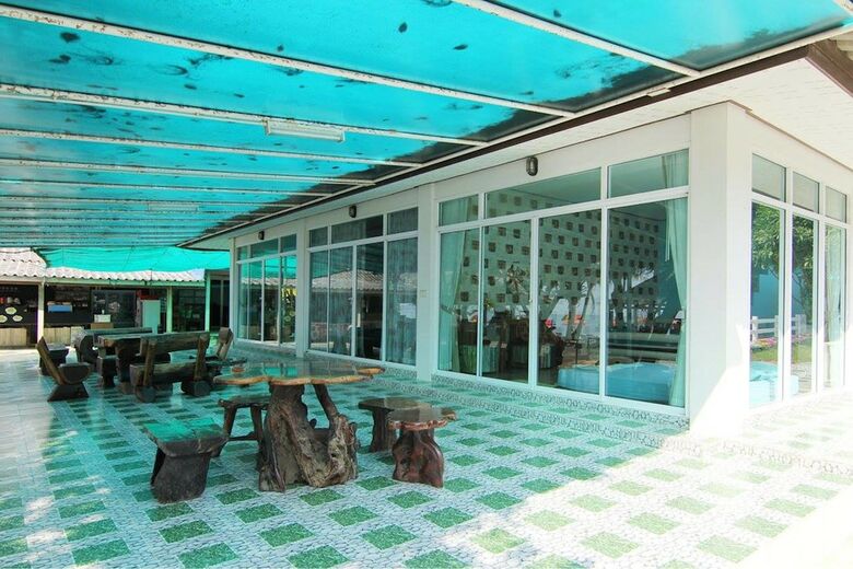 Hotel Ton-aor On The Beach Resort & Restaurant