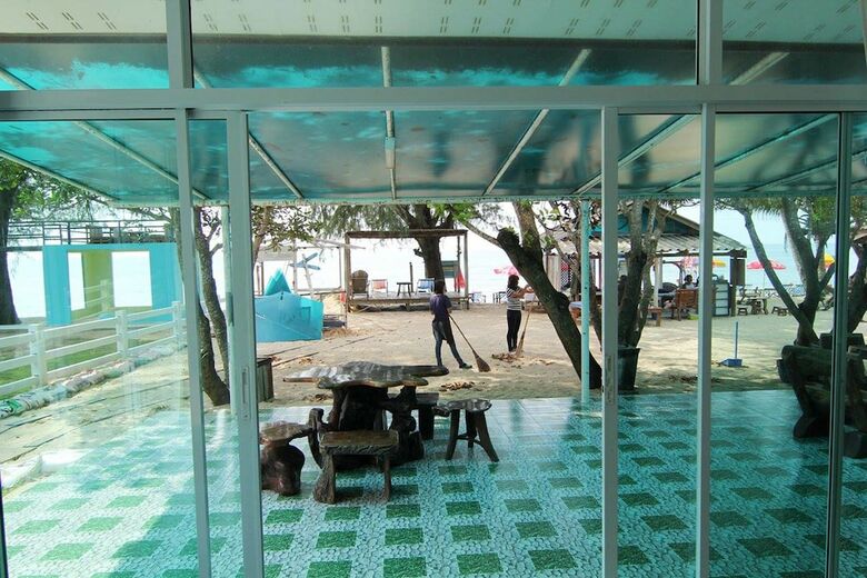 Hotel Ton-aor On The Beach Resort & Restaurant